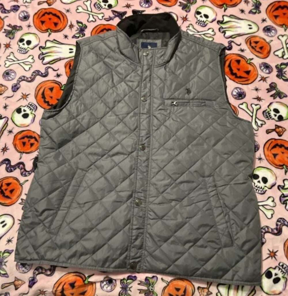 U.S. Polo Assn. Men's Quilted Button-Front Vest with Chest Pocket, Size XXL